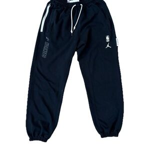 Jordan sz L Black Jogger Pants NBA Hornets